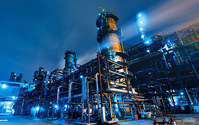 Navigating-the-path-to-decarbonization-strategies-for-oil-refineries