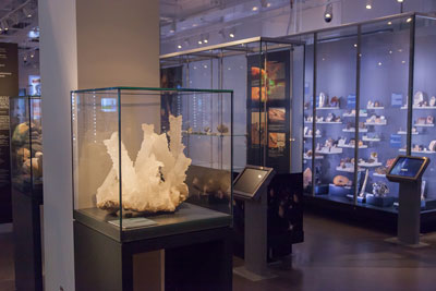 Colección de minerales de la Galería de Arte de Ontario (AGO, por sus siglas en inglés)