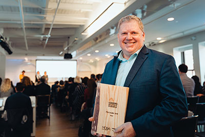 Sylvain Laporte, Hatch's Rail & Transit Systems lead, receives the 2018 Leader in Sustainable Transport Award from Voyagez Futé and MOBA, a transportation management center for Greater Montreal, along with the Chamber of Commerce of Metropolitan Montreal.”