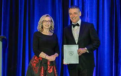 John Bianchini, presidente y director ejecutivo de Hatch, fue nombrado miembro del Instituto de Ingeniería de Canadá